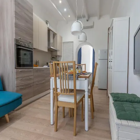 Apartamento The Best Rent - One Bedroom Near Bosco Verticale *